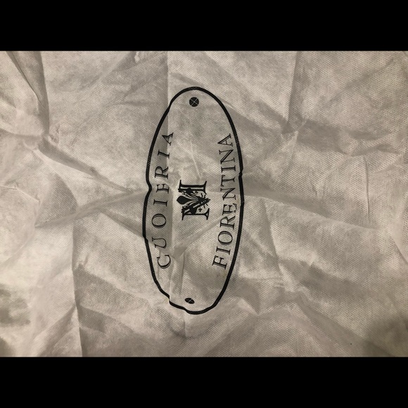 Beautiful orange leather bag purchased in ITALY! - Picture 10 of 10